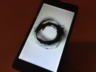 Priori3S LTE 起動画面